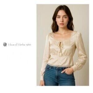 House of Harlow 1960 Satin Square Neck Top SM Cream Romantic Cottage Victorian